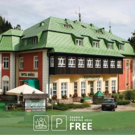 Hotel Hořec, hotel di Pec pod Sněžkou