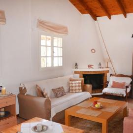 Agrilis Cottage near the beach, viešbutis mieste Ágrilos