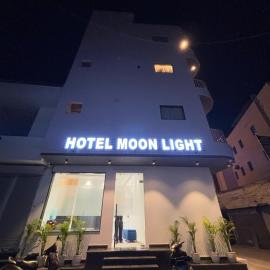 Hotel Moon Light