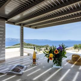 Rising Moon Villa with Sea View & Mini Pool near Naousa, hotel a Molos Parou