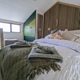 TinyTin home on the ocean, hotel di Brighton & Hove