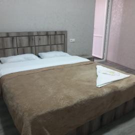 Star Zvartnoc Hotel, Hotel in Pʼarakʼar