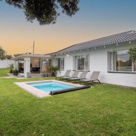 Pletts Seaside Gem, hotel in Plettenberg Bay
