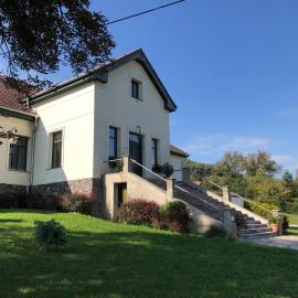 Fáy Mansion, ξενοδοχείο σε Irota