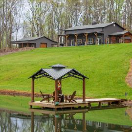 Family-Friendly Barndominium Near Greenville!, hotell sihtkohas Easley