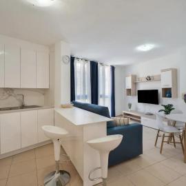 Apartamento Estrella Del Mar، فندق في كانديلاريا