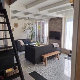 Rekerlanden 46, hotel in Warmenhuizen