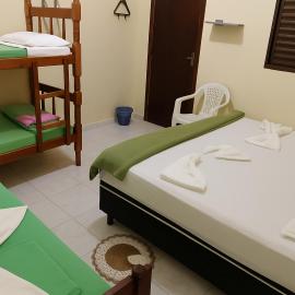 Casa de hospedagem Ave Maria - Eva, hotel i Cachoeira Paulista