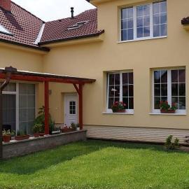 Apartmán Hartvíkovice、Hartvíkoviceのホテル