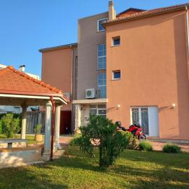 Bed & Breakfast Grgic, Hotel in Novigrad