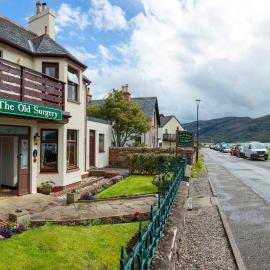 Old Surgery Guest House, hotel in Ullapool