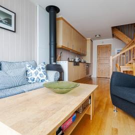 Modern Seahouse in Svolvær with stunning views!