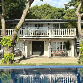Charming 6BD Villa , Pool, Wi-Fi, Solar Energy, khách sạn ở Lian
