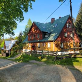 Leśne Apartamenty, hotel in Zieleniec