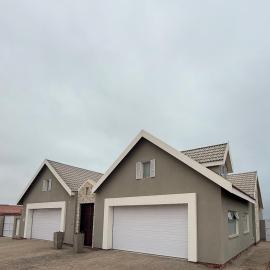 Coastal Retreat- Hentiesbaai