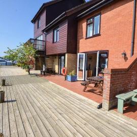 Buttercup Lodge