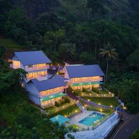 Ice Mist Pool Resort Munnar by VOYE HOMES, hotel a Munnar