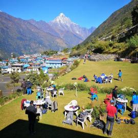 Himalaya Lodge & Restaurant, hotel en Lukla