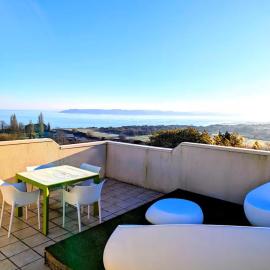 Le 4 saisons - Terrasse avec vue mer panoramique, hotel in Saint-Brieuc