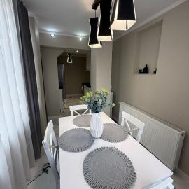Roshen Apartament's, hotelli kohteessa Alba Iulia