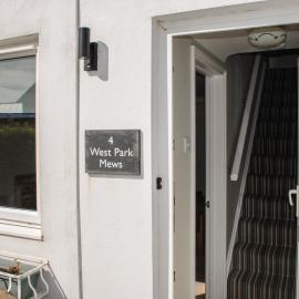 4 West Park Mews, hotel in Kingsbridge