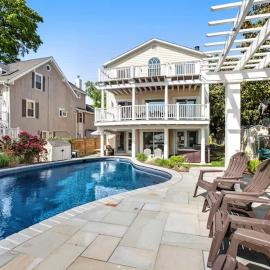 Oasis by the Bay - Waterfront Heated Pool Hot Tub, hotel en Annapolis