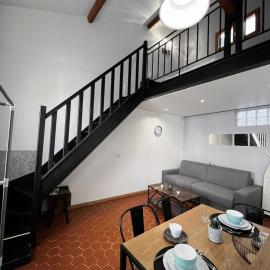 Central Super Loft