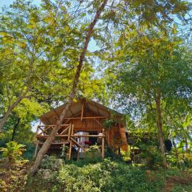 Cabaña el diviso, готель у місті Прадо