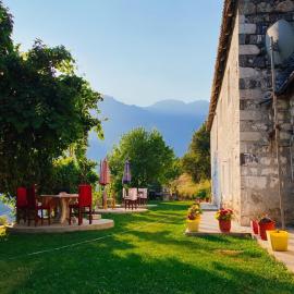Guesthouse Silvester, hotel Gjelaj városában