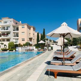 Elysia Park 7- 2 Modern Bedrooms Apartment , Pool, Gym, City Center