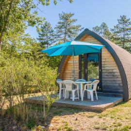 Gîte Pigne 2/4 pers. - Camping Les Berges du Bramont, hotel a Saint-Bauzile