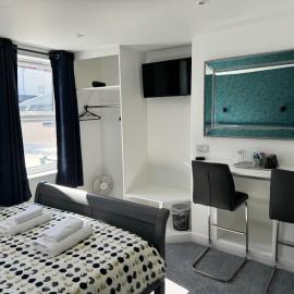 St Georges Guest House, готель у місті Сент-Пітер-Порт