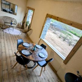 Appart 70m2 en parahôtellerie avec loggia, piscine à débordement vue mer, hotel in Pianottoli-Caldarello
