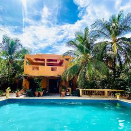 Luxuriöse Villa in Strandnähe 80 m2 Pool 10 Gäste