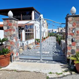 Rosa's house