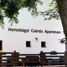 Hortobágyi Csárda Apartman, hotel em Hortobágy