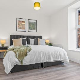 1BR Apartment with Sofa Bed I Prime Town Centre Location I Gold St D-Lux, Modern Amenities, Walk to Train, Bus Stations, Shops & Cafés I Leisure and Business Stays Welcome MULTIPLE UNITS AVAILABLE: Northampton şehrinde bir otel
