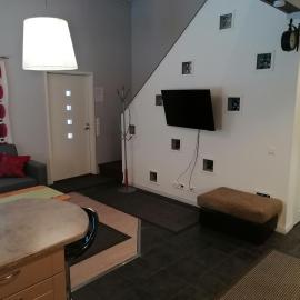 Majoituspalvelu Nurmi Oy Välitie 3B Saunallinen, hotel in Raahe
