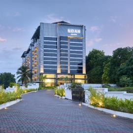 Noah Sky Suites, hotel in Cochin