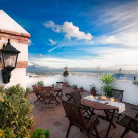 Hotel Restaurante Blanco y Verde, hotel v destinácii Conil de la Frontera