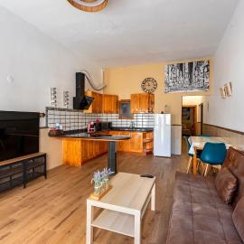 SALINETAS BLUE SURF HOUSE، فندق في تيلدي