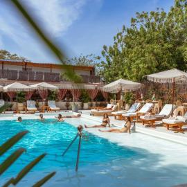 Bora Bora Beach Club Cartagena، فندق في إيسلا غراندي
