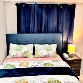 Two Bedroom Basement Suite With Private Entrance & Free Parking, hotel a Winnipeg