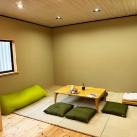 Nichika House にちか民泊, хотел в Фунабаши