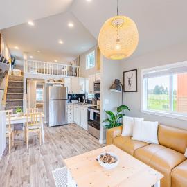 Rainforest Tiny Home Retreat Nordic