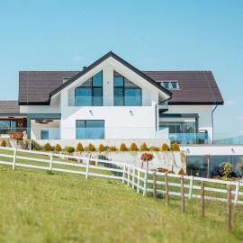 Carolina Luxury Stay, Hotel in Rogašovci