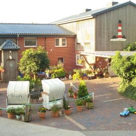 Ferienhof Landfrieden, hotel a Vollerwiek