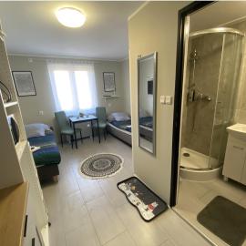Małe MIESZKANIE blisko PKP, PKS, hotell Elblagis