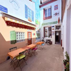 Doubs Séjour - Chambres climatisées Petits déj en supplément, hotel in Verdun-sur-le-Doubs