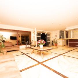 West Lerruat Hotel